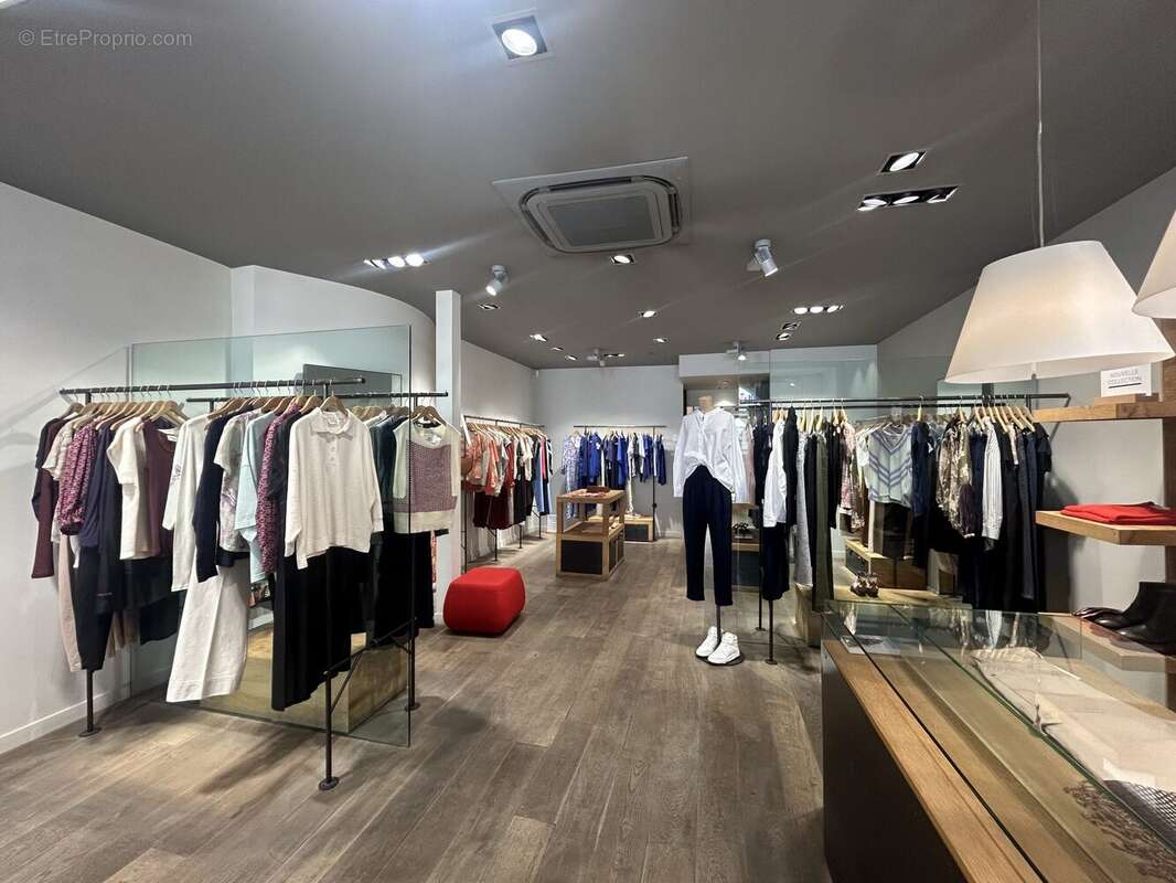 Commerce à LA ROCHELLE