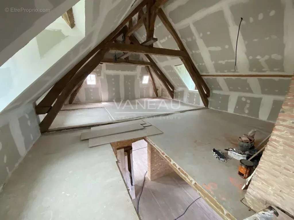 Maison à CHATELLERAULT