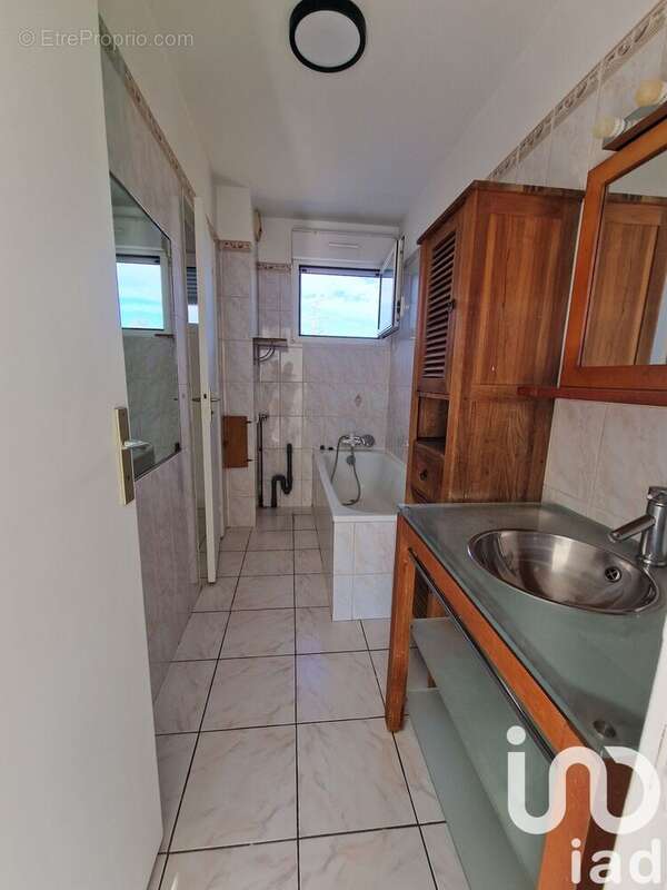 Photo 6 - Appartement à CLICHY-SOUS-BOIS