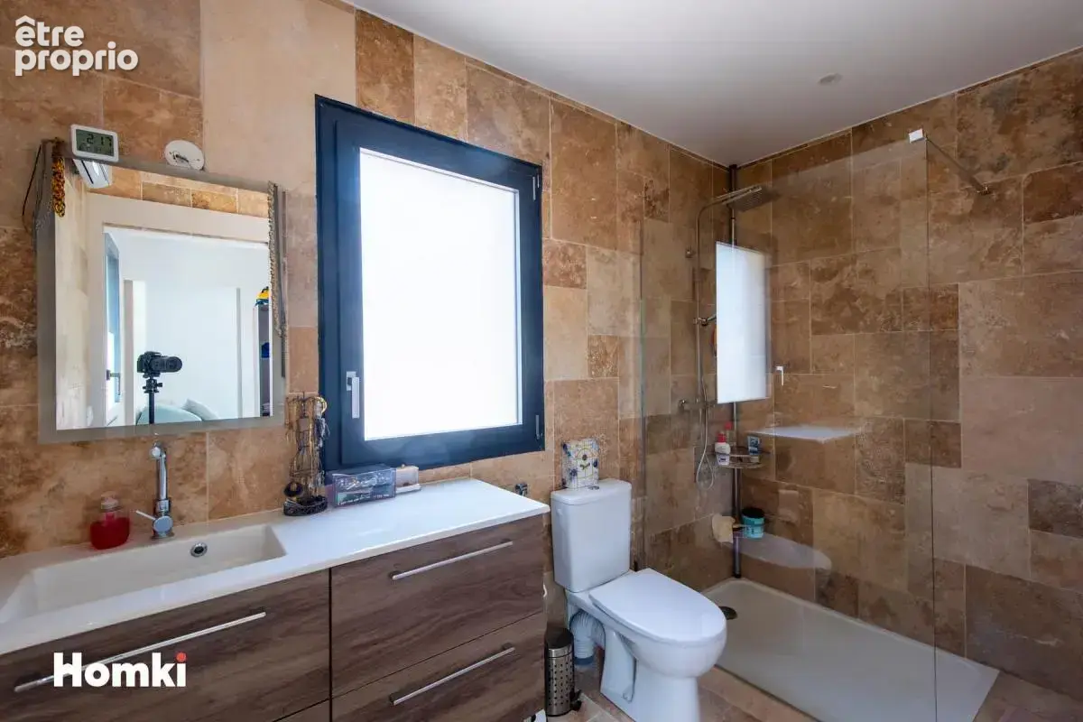 Maison/Villa T5 de 134 m² à L'Isle-sur-la-Sorgue 84800 - photo 14