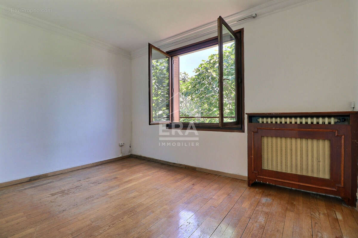 Maison à BOBIGNY