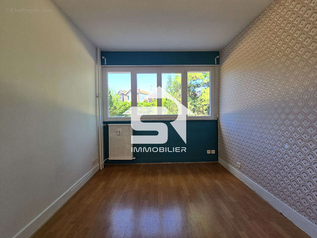 Appartement à FONTENAY-SOUS-BOIS