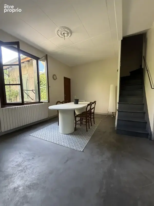 Maison 6 pièces 135 m² à vendre à Saint-Just-Saint-Rambert (42170) - photo 2