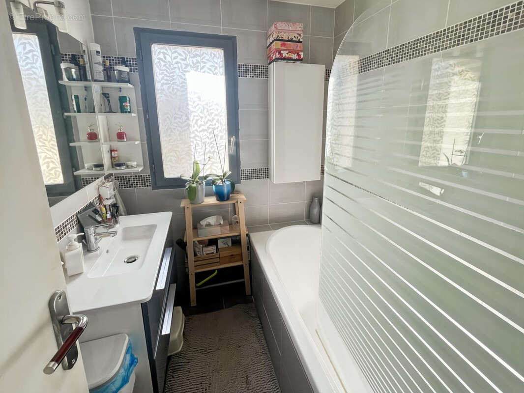 Maison à BUNO-BONNEVAUX