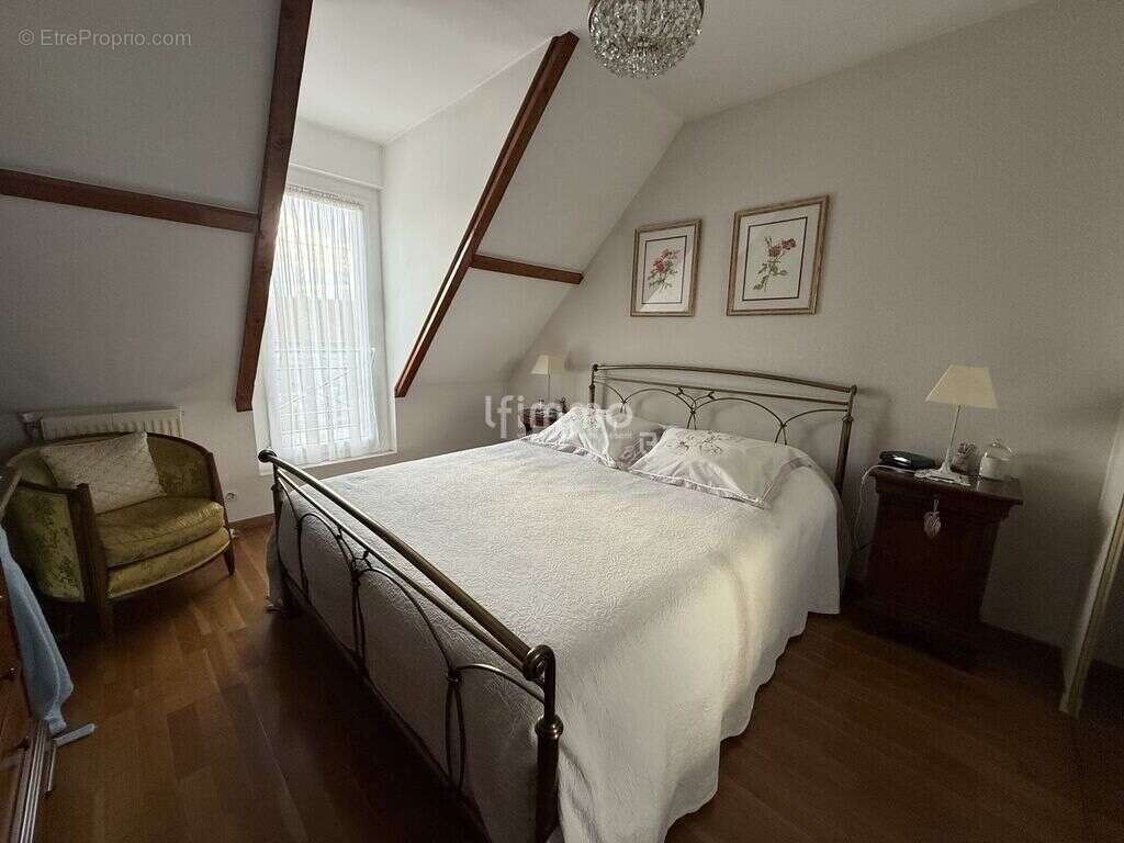 Maison à TREMBLAY-EN-FRANCE