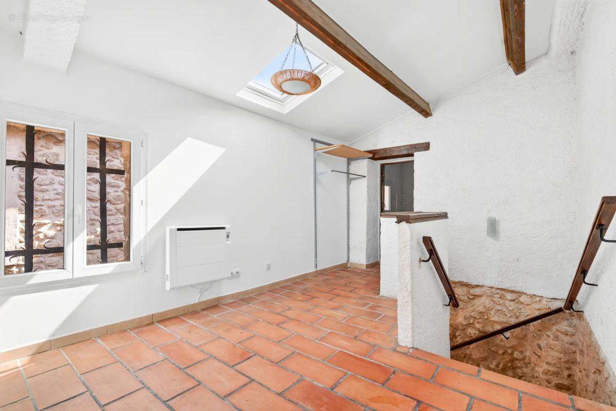 Maison de 4 pièces de 78 m² à La Roque-d'Anthéron - photo 6