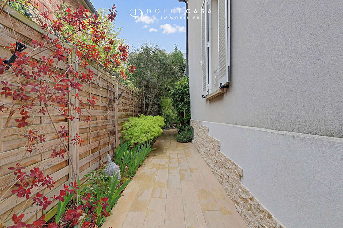 Maison à LE PERREUX-SUR-MARNE