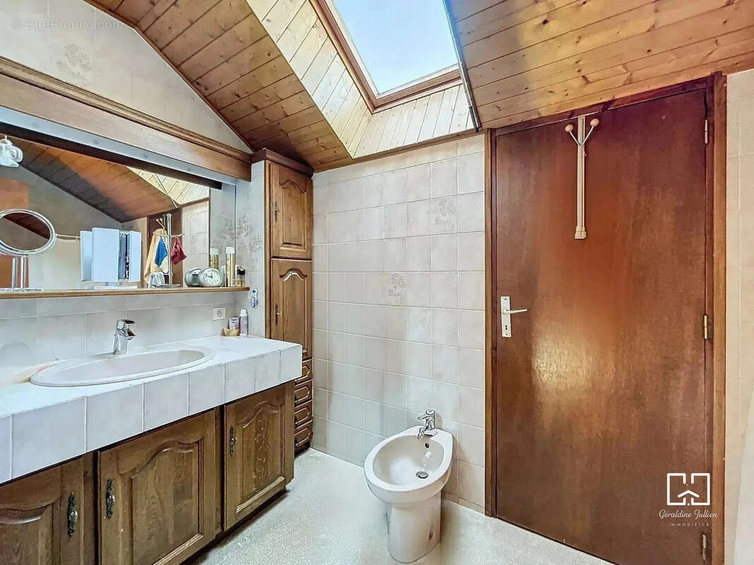 Appartement à L'ARGENTIERE-LA-BESSEE