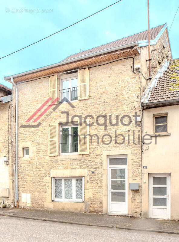 Appartement à LONS-LE-SAUNIER