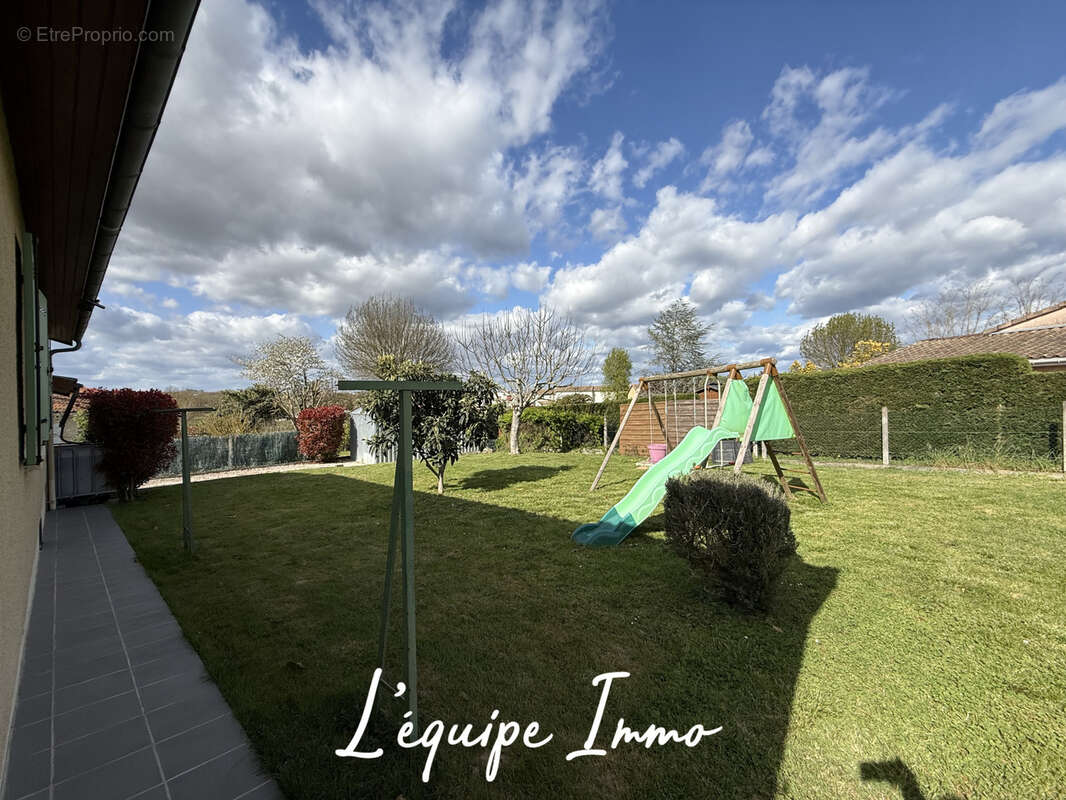 Maison à LOMBEZ