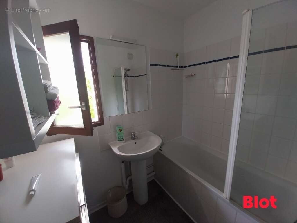 Appartement à SAINT-JACQUES-DE-LA-LANDE