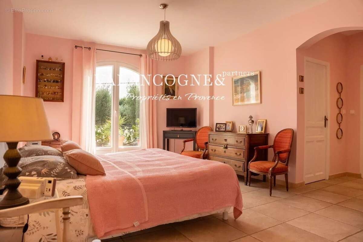 Elégante maison familiale - photo 11