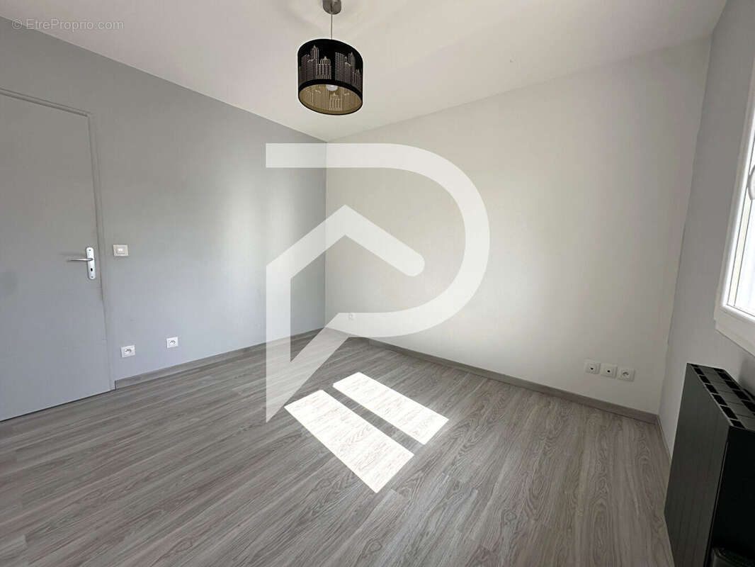 Maison à LA CHAUSSEE-D&#039;IVRY