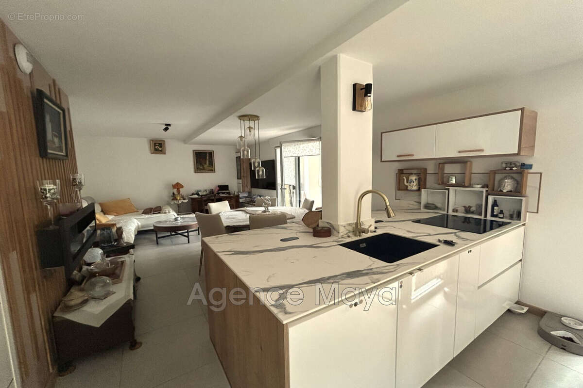 Appartement à LES ISSAMBRES