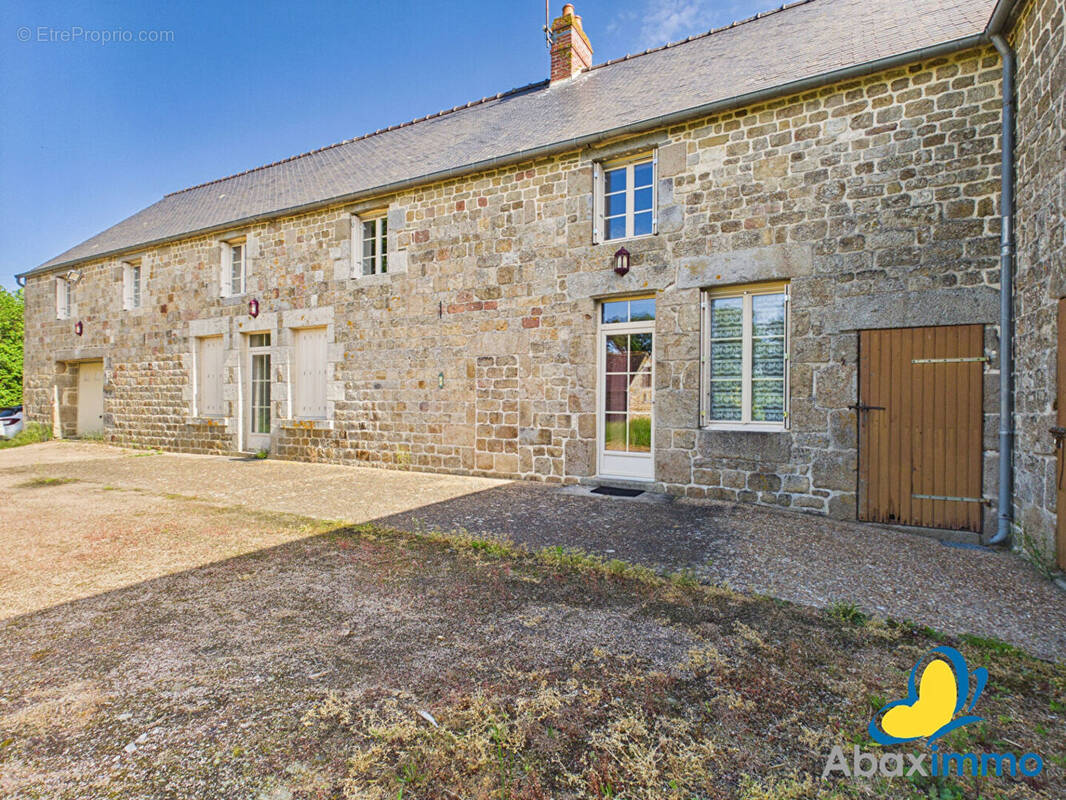 Maison à SAINTE-MARIE-LA-ROBERT