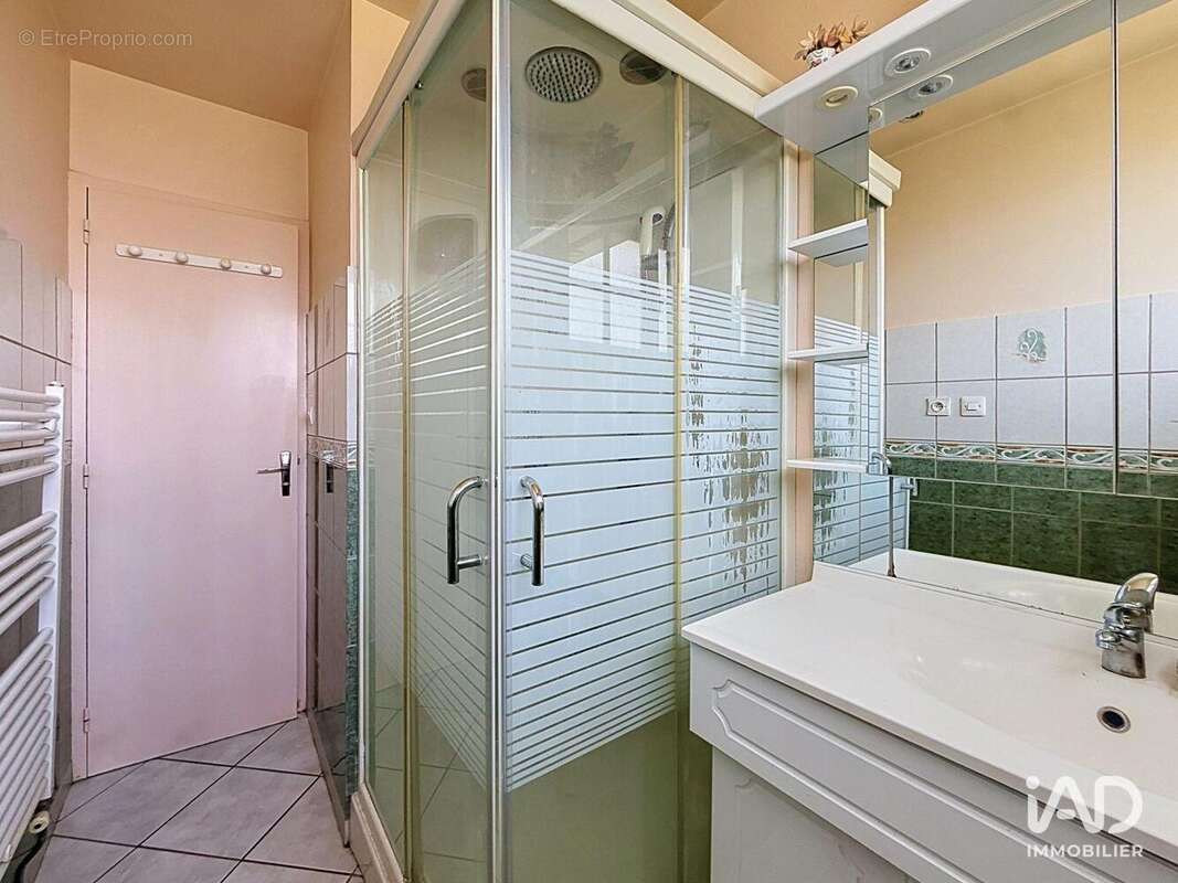 Photo 9 - Maison à MENNEVAL