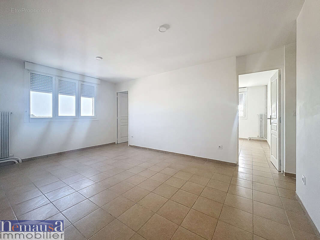 Appartement à NIMES