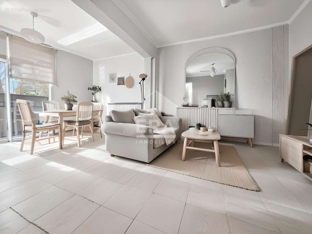 Maison à NEUILLY-SUR-MARNE