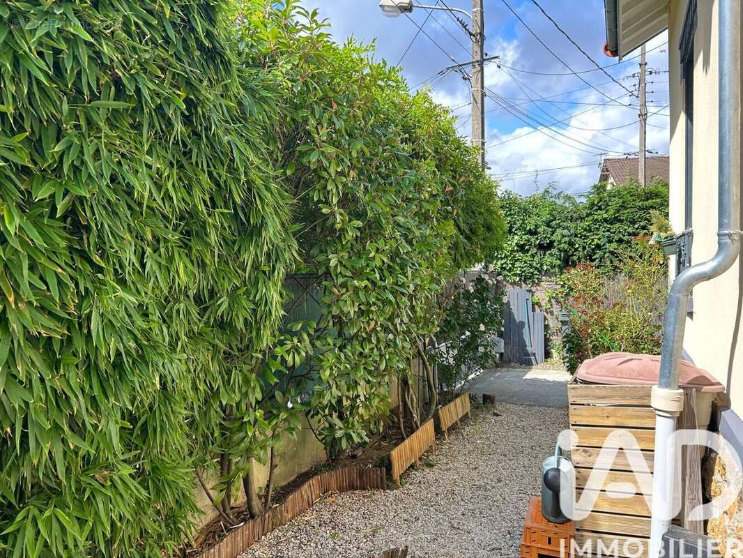 Photo 2 - Maison à GAGNY