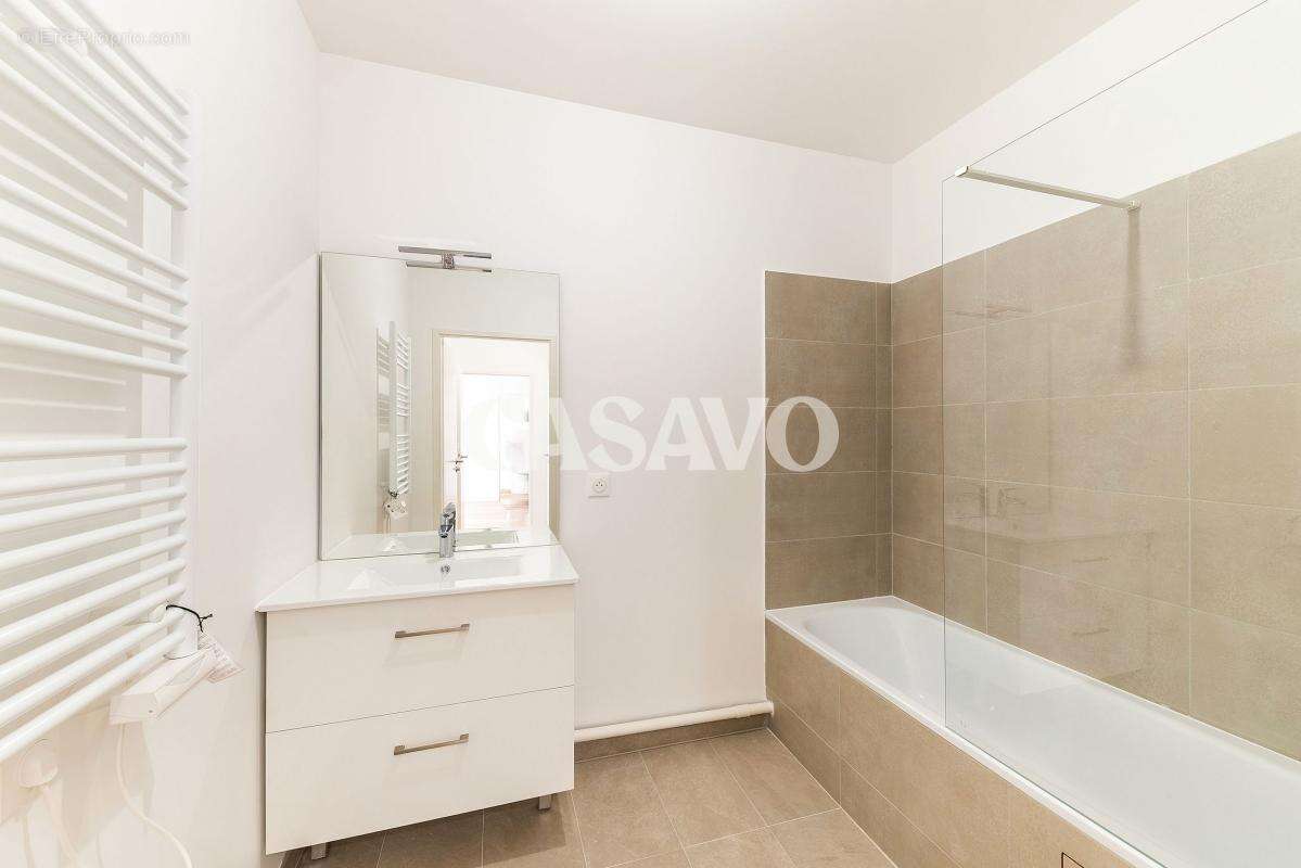 Appartement à ISSY-LES-MOULINEAUX