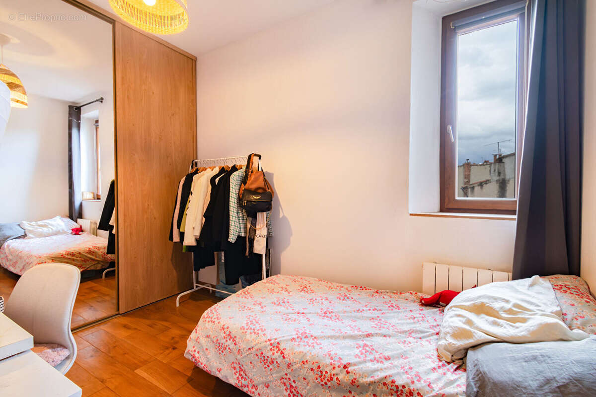 Appartement à MARSEILLE-6E