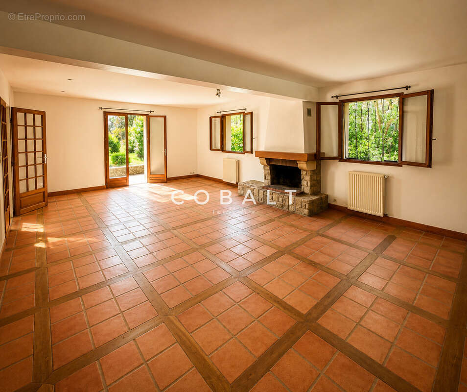Maison à LA CHAPELLE-SUR-ERDRE