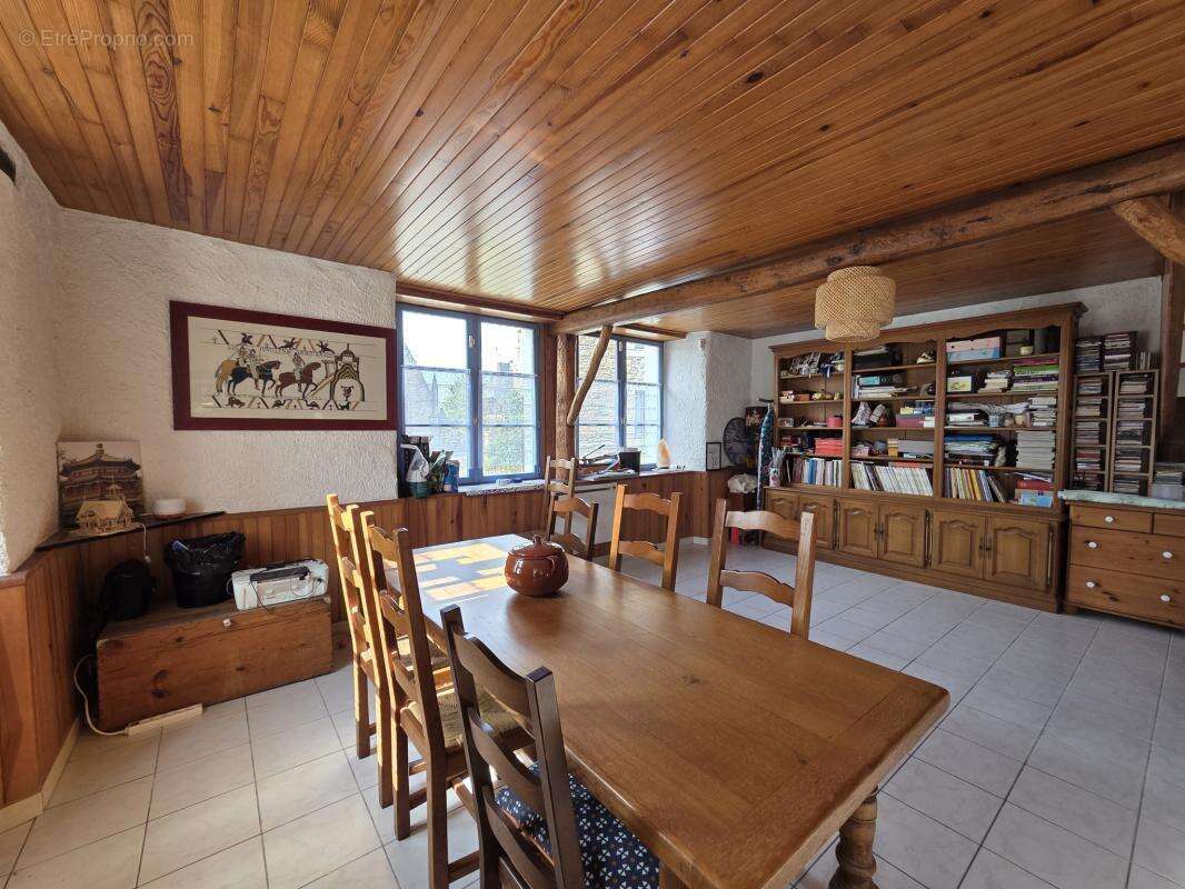 Maison à LE QUILLIO