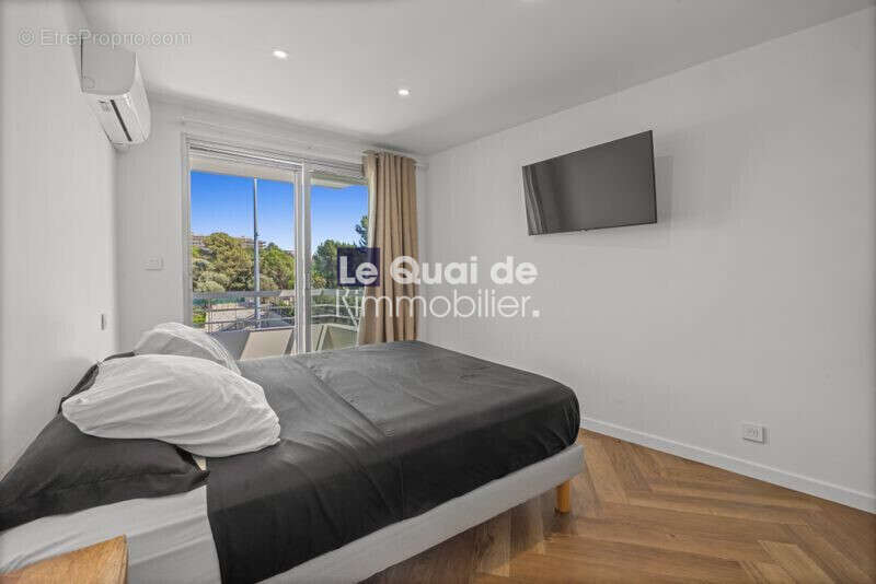 Appartement à LE CANNET