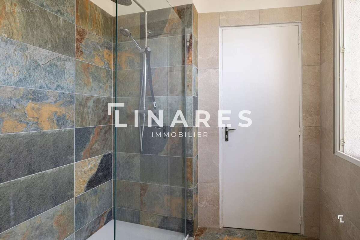 Appartement à MARSEILLE-11E