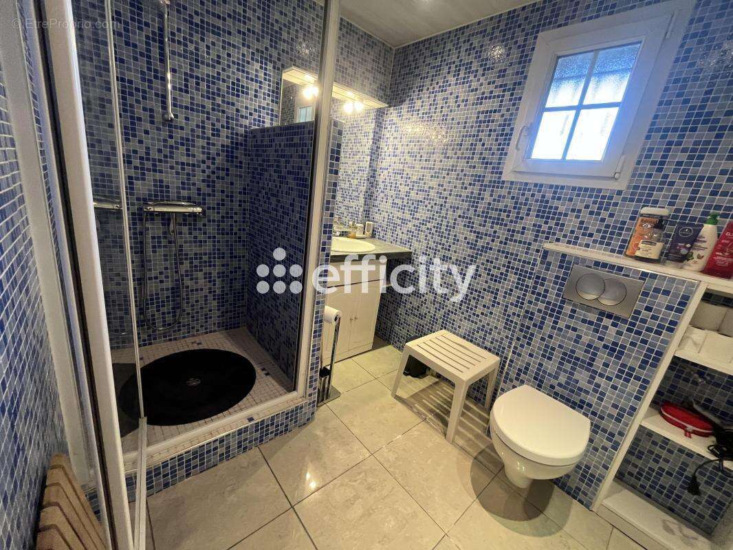 Maison à OUISTREHAM