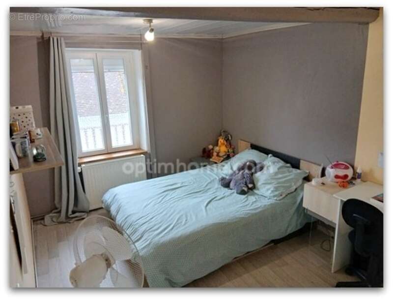 Maison à SAINT-LEOPARDIN-D'AUGY