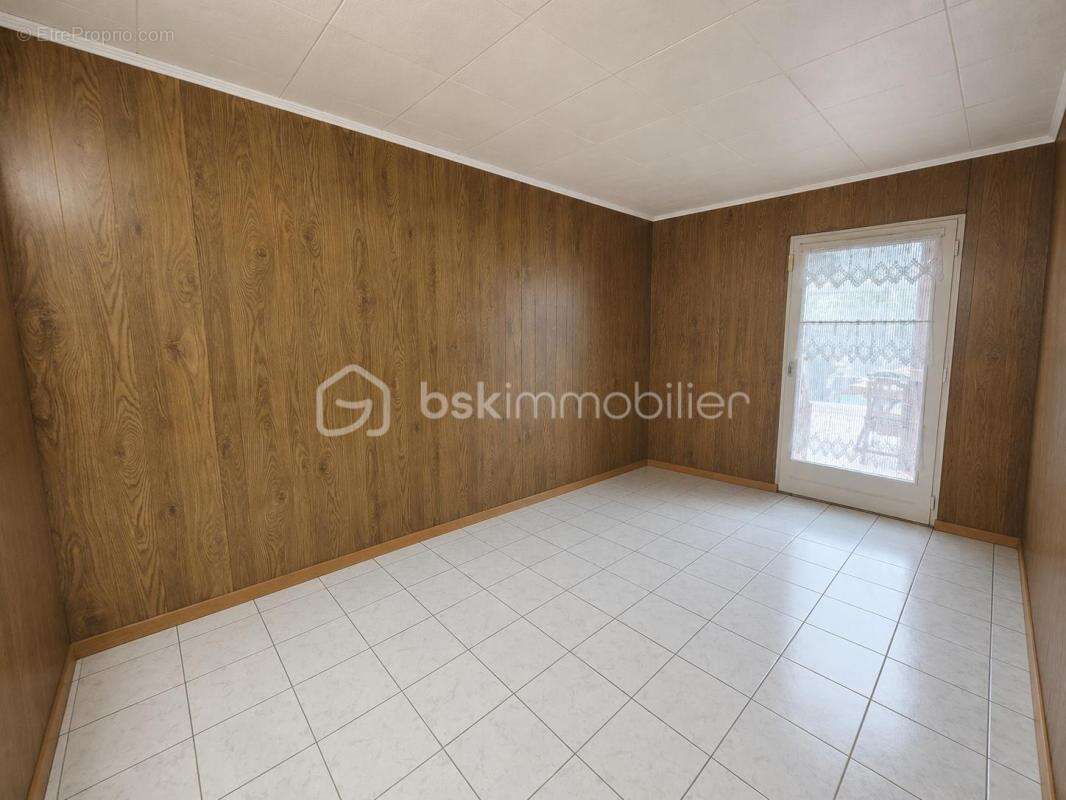 Maison familiale pleine de potentiel ! A Lisses - photo 10