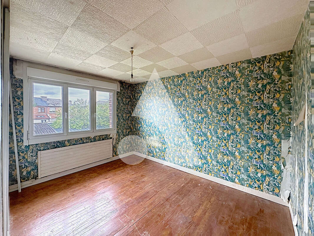 Maison à DOUCHY-LES-MINES