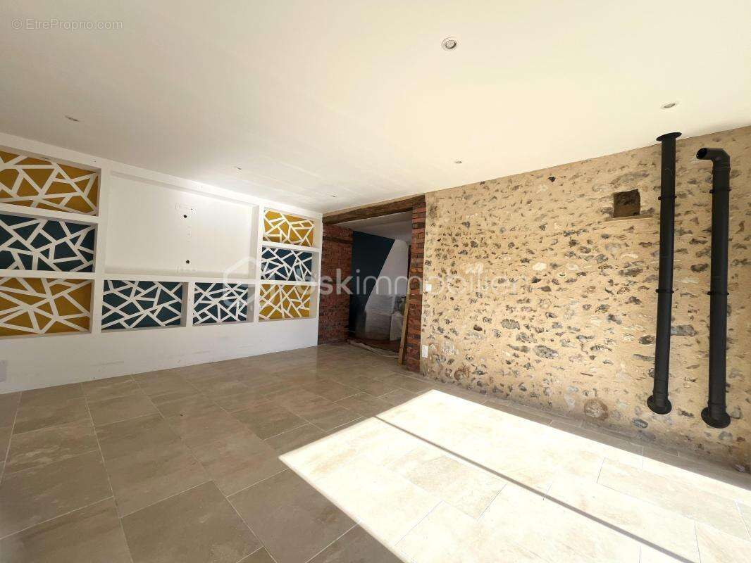 Maison avec dépendances à luigny - photo 4