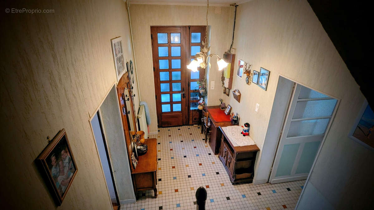 hall, palier - Maison à SAINT-ORENS-POUY-PETIT