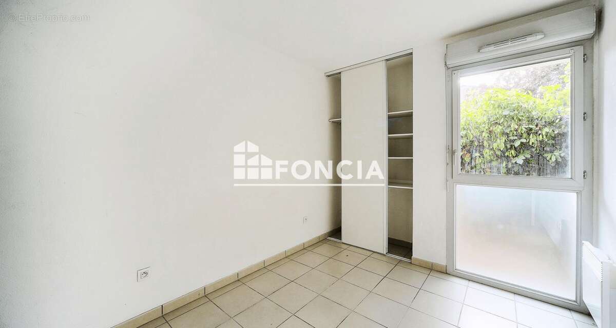 Quartier la cartoucherie - t3 + parking - vendu libre - photo 8