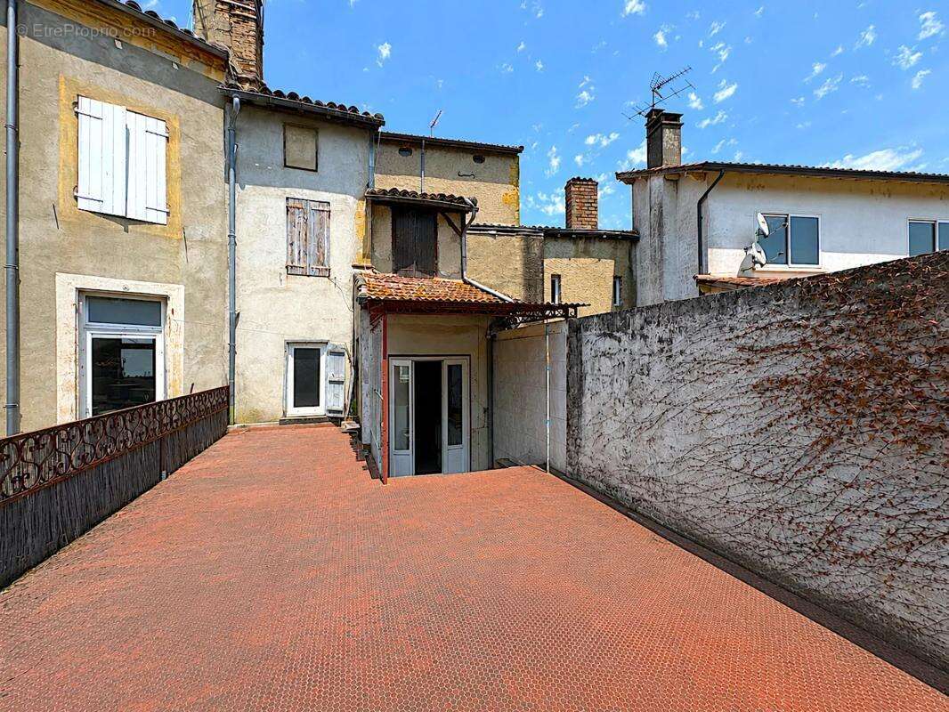 Maison à AIRE-SUR-L'ADOUR