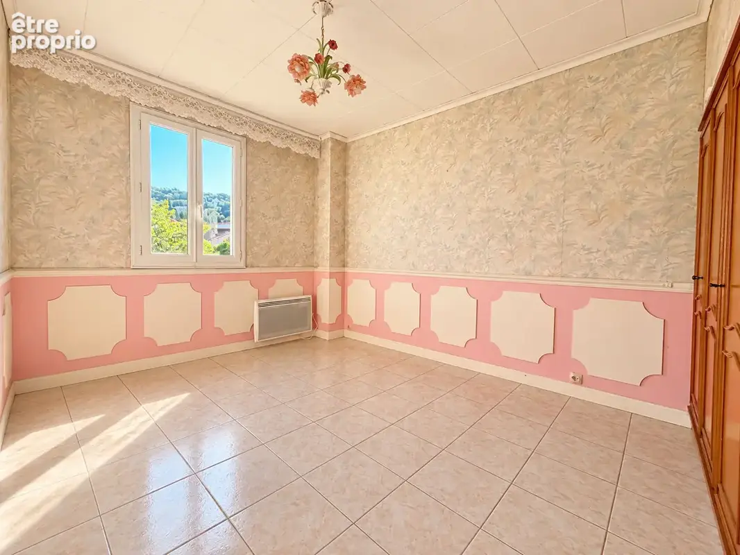 **Proche Du Port ** Maison 4 pièces avec 3 Chambres ** Garage** (83430) SAINT -MANDRIER -SUR-MER** - photo 12