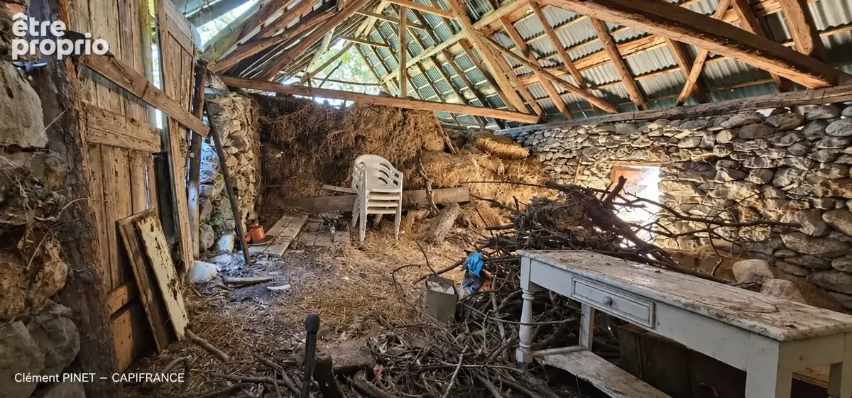 Ancienne ferme à rénover avec dépendance – terrain de 1 895 M² – CHORGES - photo 10