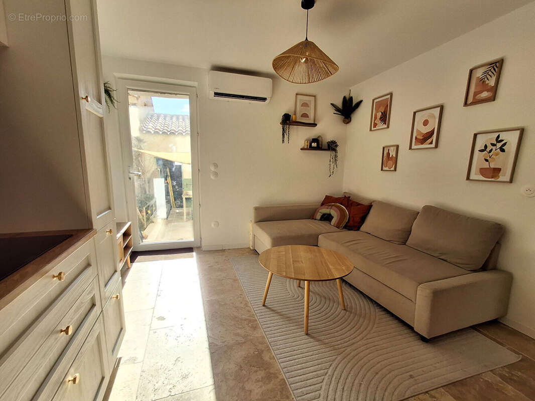 Appartement rénové avec cour - photo 10