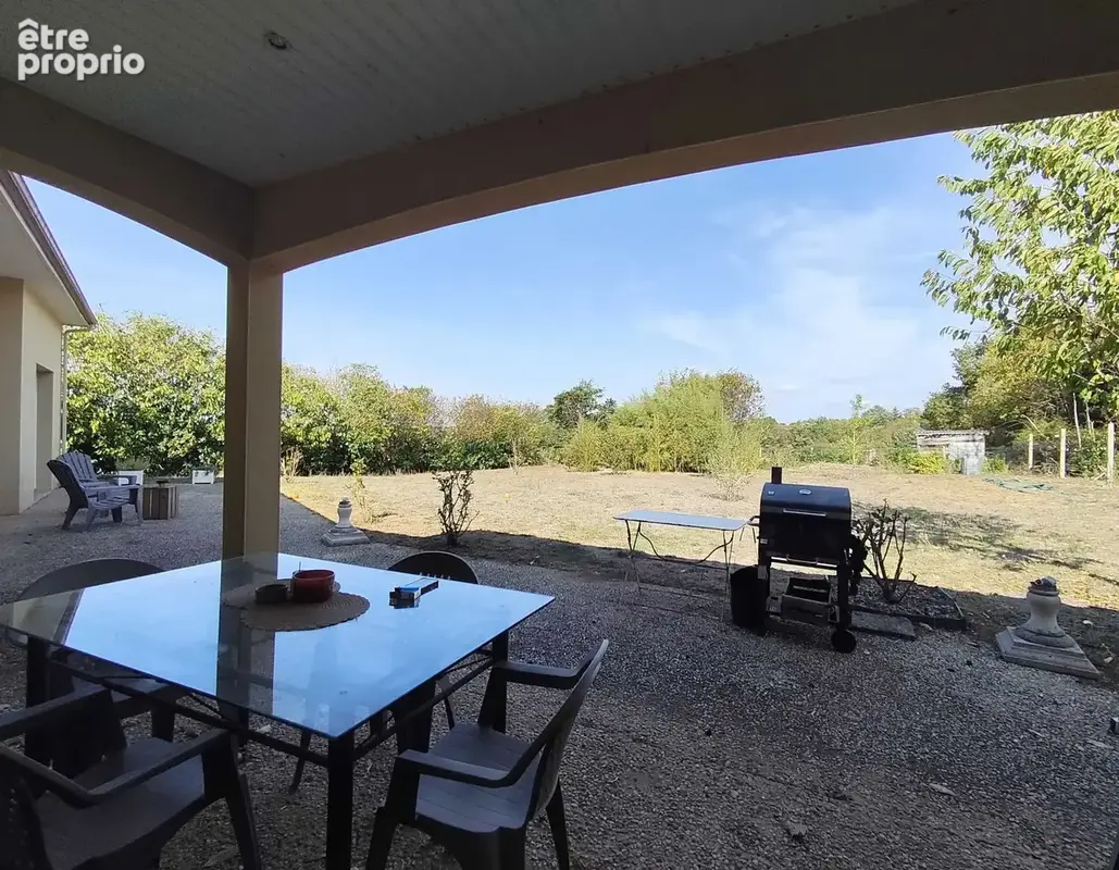 Maison 4 pièces 126 m² à vendre à La Rochefoucauld (16110) - photo 3