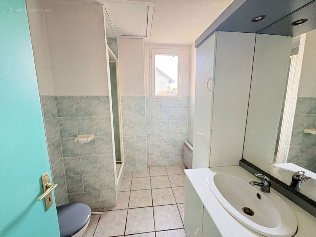 Appartement à BEAUCROISSANT