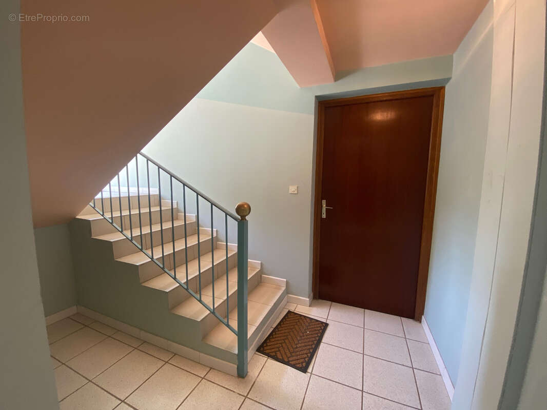 Appartement 3 pièces de 66m2 env, garage,  2 places de parking - photo 19