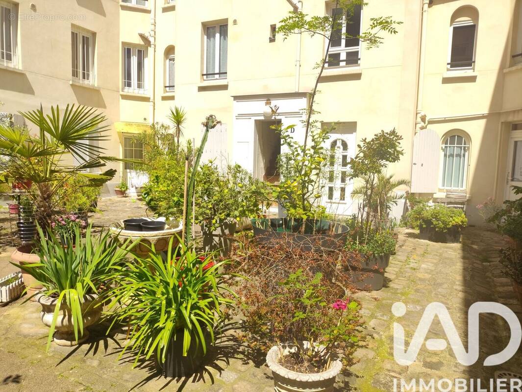 Photo 1 - Appartement à PARIS-17E