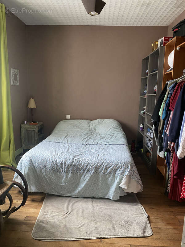 Maison à SAINT-LEGER-MAGNAZEIX