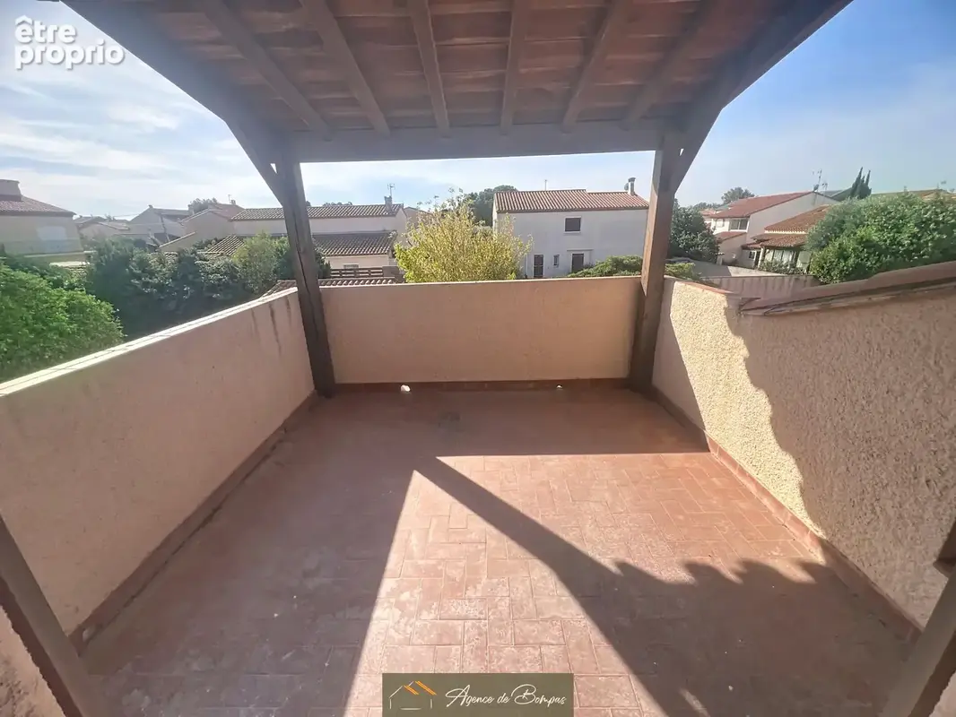 - villa 4 faces 182 m2 hbts -appart t2 33 m2   - jardin - - photo 13