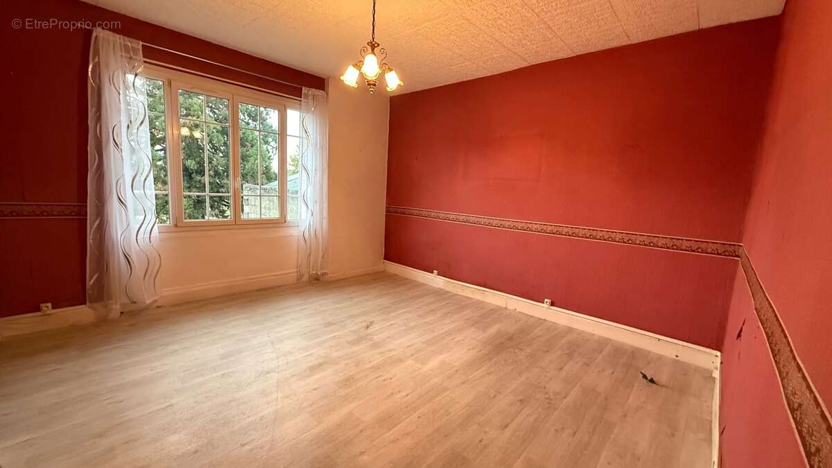 Maison de ville à vendre 7 pièces BAGNERES DE BIGORRE (65) - photo 22