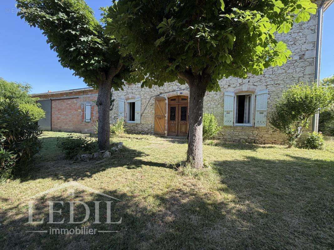 Maison à MAUVEZIN