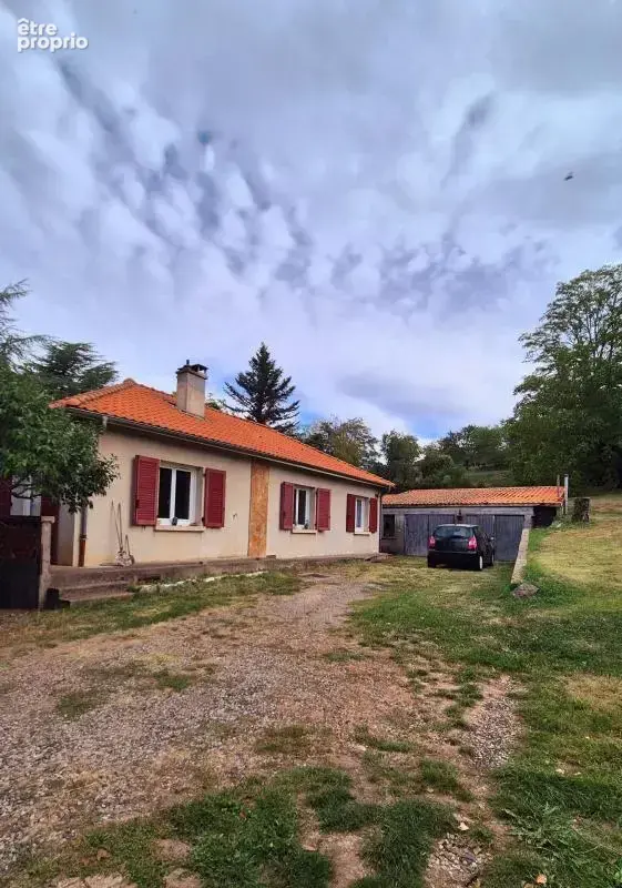 Maison à vendre 5 pièces VIC LE COMTE (63) - photo 2