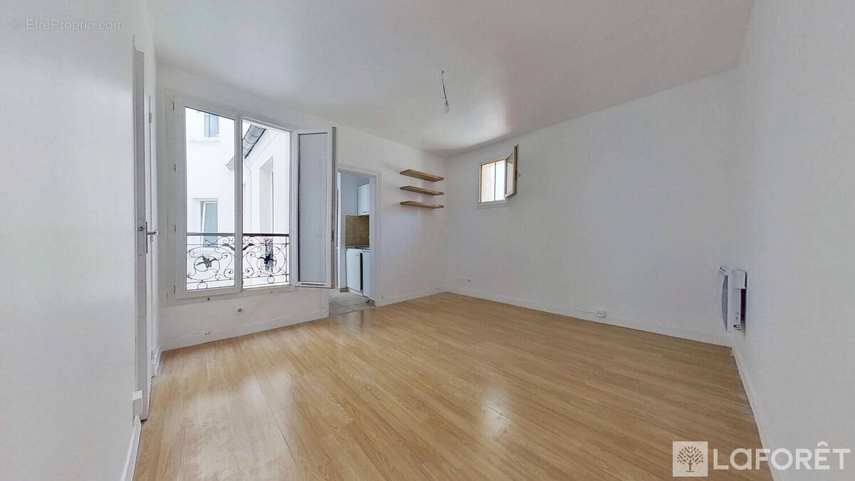 Appartement à PARIS-17E